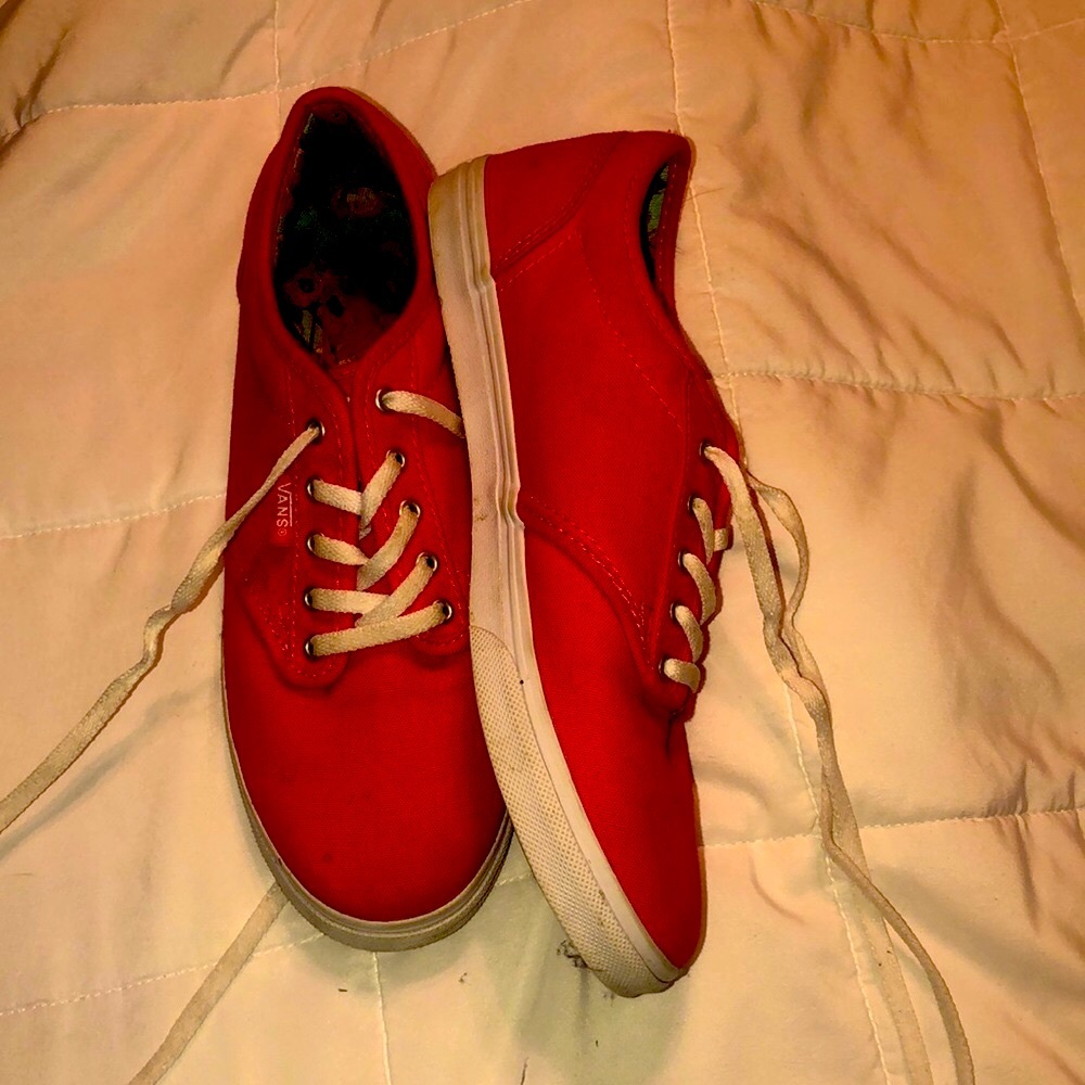 Size 8 almost brand new, Vans